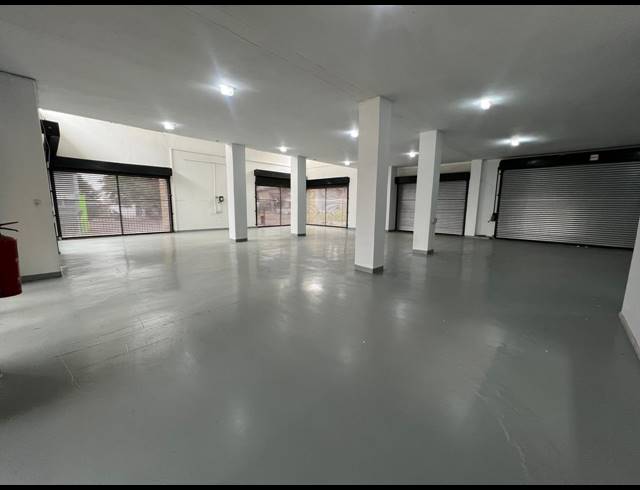 2,618M² WAREHOUSE FOR SALE IN STRIJDOMPARK